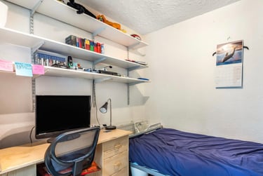 4 bed house, Cabell road, Near university, Guildford, GU28JQ - Image 8