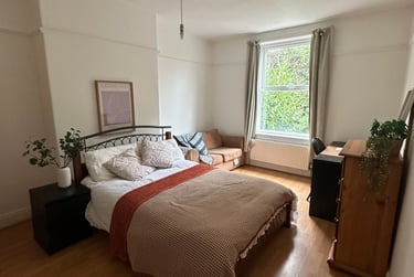 7 bed house, Amherst Road, Fallowfield, Manchester, M204NS - Image 1