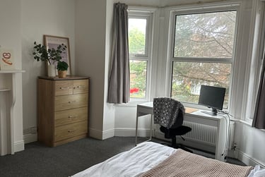 7 bed house, Amherst Road, Fallowfield, Manchester, M204NS - Image 3