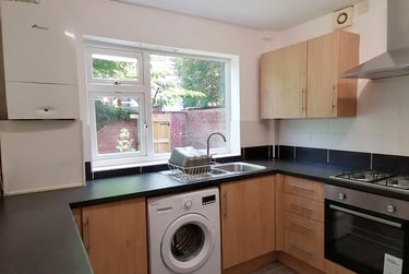 5 bed house, Furness Road, Fallowfield, Manchester, M146LY - Image 3