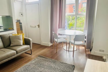 5 bed house, St. Anns Mount, Burley, Leeds, LS42PH - Image 10