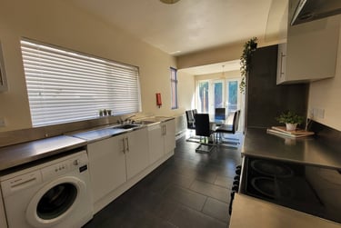 6 bed house, St. Georges Road, Ball hill, Coventry, CV12DJ - Image 13