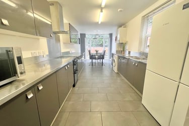 6 bed house, St. Georges Road, Ball hill, Coventry, CV12DJ - Image 10