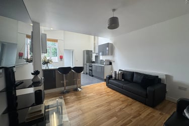 5 bed house, Irving Road, Hillfields, Coventry, CV12AX - Image 2