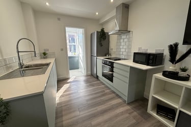 1 bed flat, Lower Ford Street, Hillfields, Coventry, CV15PS - Image 3