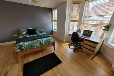 6 bed house, St. Georges Road, Ball hill, Coventry, CV12DJ - Image 1