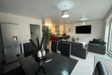 4 bed house, Willowbank Mews, Hillfields, Coventry, CV12BN - Image 2