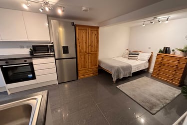 1 bed flat, Lower Ford Street, Hillfields, Coventry, CV15PS - Image 1