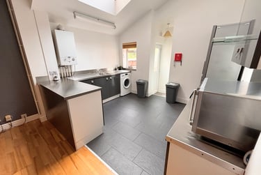 5 bed house, Irving Road, Hillfields, Coventry, CV12AX - Image 3