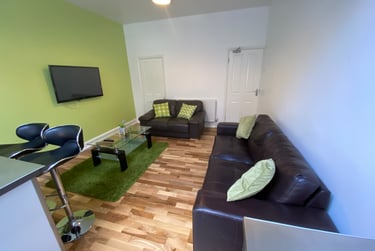 5 bed house, Irving Road, Hillfields, Coventry, CV12AX - Image 2