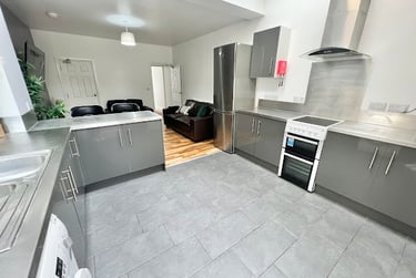 5 bed house, Irving Road, Hillfields, Coventry, CV12AX - Image 7