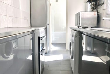 5 bed house, Carmelite Road, Hillfields, Coventry, CV12BX - Image 3