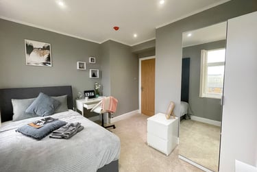 11 bed house, St Peters Gardens, Southbridge, Northampton, NN11SX - Image 4