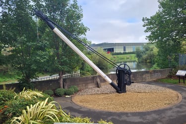 2 bed flat, Old Towcester Road, Southbridge, Northampton, NN48EX - Image 1