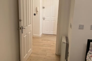 2 bed flat, Henry Bird Way, Southbridge, Northampton, NN48GB - Image 5