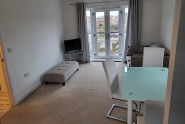 2 bed flat, Old Towcester Road, Southbridge, Northampton, NN48EX - Image 5