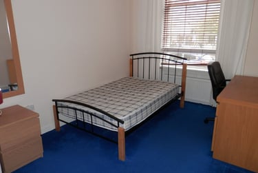 2 bed flat, South Tay Street, Near university, Dundee, DD11NR - Image 9