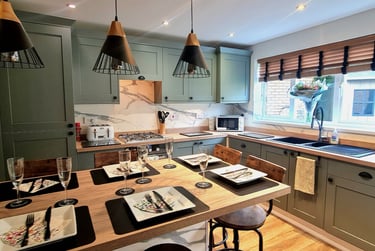 6 bed house, Bladewater Road, Three score, Norwich, NR59HY - Image 2