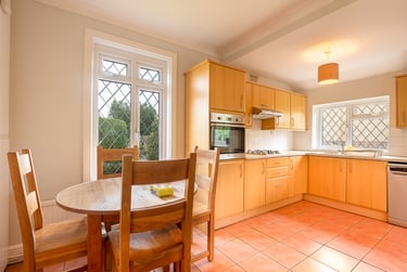 7 bed house, Alder road, Near university, Bournemouth, BH124AB - Image 1