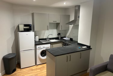 2 bed flat, Tang Hall Lane, Layerthorpe, York, YO103RJ - Image 1