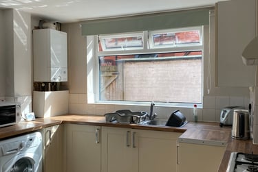 2 bed house, Mere Avenue, Weaste, Salford, M65QW - Image 4