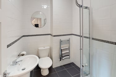 9 bed house, Fraser Road, University of Portsmouth, Portsmouth, PO51EE - Image 3