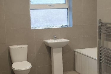 6 bed house, Bradford Road, University of Portsmouth, Portsmouth, PO51AA - Image 1