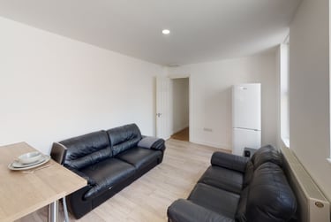 7 bed house, Brougham Road, University of Portsmouth, Portsmouth, PO54PA - Image 2