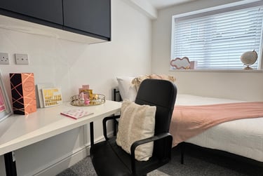 6 bed house, St Pauls Road, University of Portsmouth, Portsmouth, PO54AB - Image 1