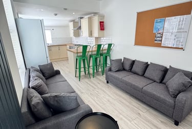 8 bed house, Margate Road, University of Portsmouth, Portsmouth, PO51EZ - Image 3