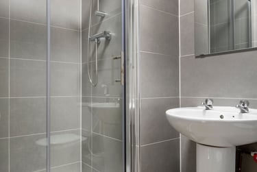 1 bed studio, Fraser Road, University of Portsmouth, Portsmouth, PO51EE - Image 4