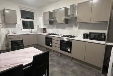 6 bed house, Dallas Road, City Centre, Lancaster, LA11TW - Image 1