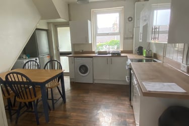 4 bed house, Franklin Street, Elm Grove, Brighton, BN23AL - Image 2