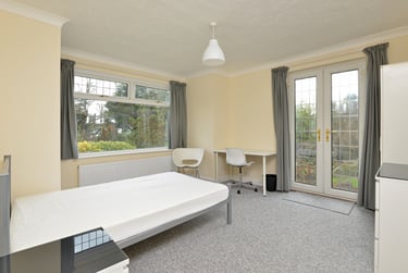 3 bed house, Lodge Hill, Duryard, Exeter, EX44AB - Image 3