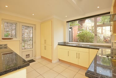 3 bed house, Lodge Hill, Duryard, Exeter, EX44AB - Image 7