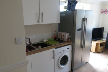 6 bed house, Tavy Road, City Centre, Worthing, BN133PG - Image 4