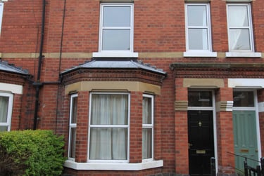 4 bed house, Markham Street, The Groves, York, YO318NR - Image 2