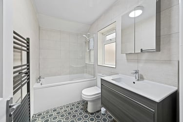 4 bed house, Kenmure Place, Near university, Preston, PR16DD - Image 2