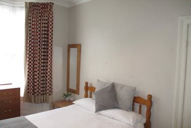 4 bed house, Fountayne Street, Clifton, York, YO318HN - Image 1