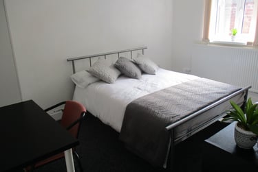 5 bed house, Constantine Avenue, Layerthorpe, York, YO103TA - Image 1