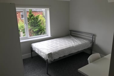 6 bed house, Fourth Avenue, Tang Hall, York, YO310UH - Image 6