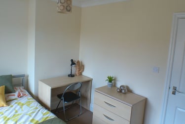 6 bed house, Burnholme Grove, Tang Hall, York, YO310LN - Image 10