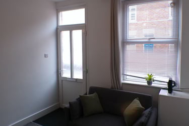 2 bed house, Carnot Street, Holgate, York, YO264YY - Image 5