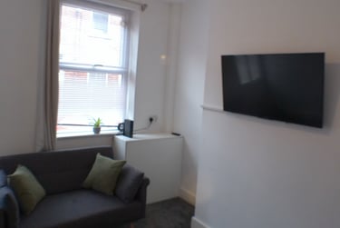 2 bed house, Carnot Street, Holgate, York, YO264YY - Image 4