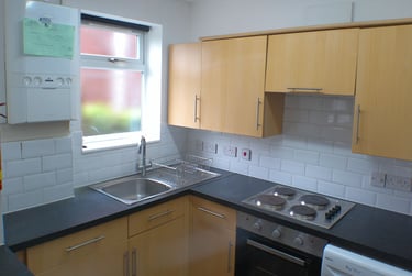 5 bed house, Hull Road, York, YO103LP - Image 1