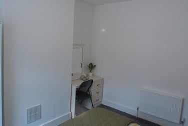 2 bed house, Carnot Street, Holgate, York, YO264YY - Image 12