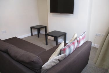 2 bed house, Rosebery Street, Holgate, York, YO264YX - Image 4