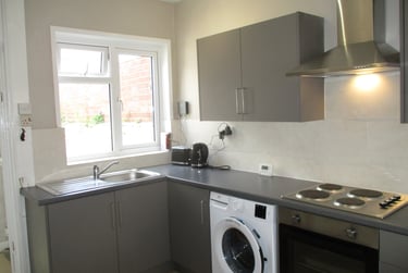 2 bed house, Rosebery Street, Holgate, York, YO264YX - Image 5