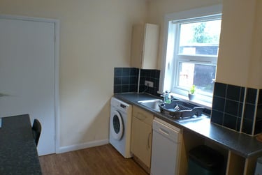 2 bed house, Constantine Avenue, Tang Hall, York, YO103TB - Image 3