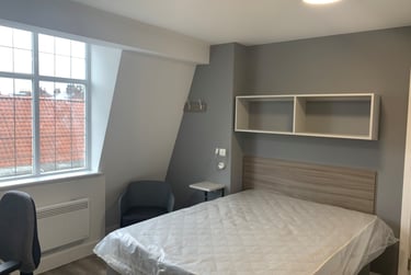 1 bed studio, Gillygate, Bootham, York, YO317EQ - Image 4